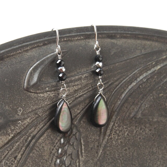 Black Shine Pierce（ブラックシェル×ブラックスピネル）