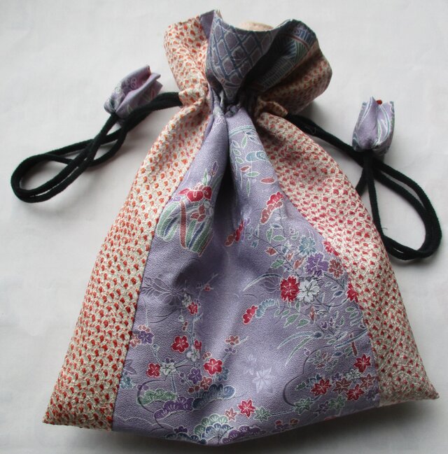 ８４４０　花柄と絞りの着物で作った巾着袋＃送料無料