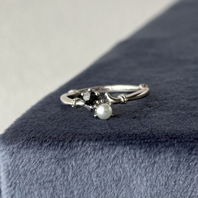 Toi et Moi トワエモア SV925 パール×ブラックダイヤ リング