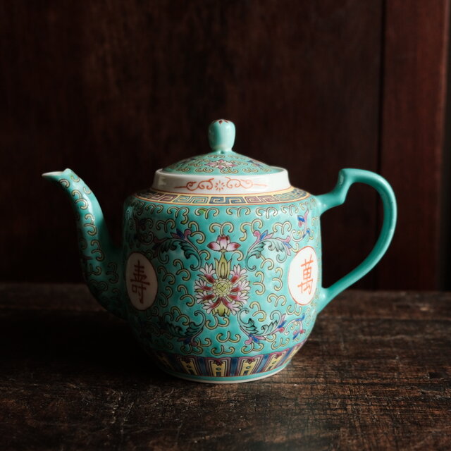 ビビット調のカラーで可愛い◆萬寿無疆 中国景徳鎮　色絵急須　茶器　緑・グリーン　チャイナレトロ　b1