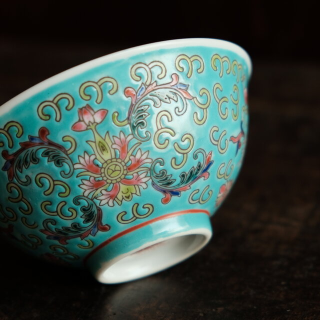 【中国 呉須 大鉢】 二点 蝙蝠 文人絵柄  アンティーク 数と骨董】 呉須赤絵写牡丹菊兎文鉢 d21.6cm Swatow Style Bowl, D