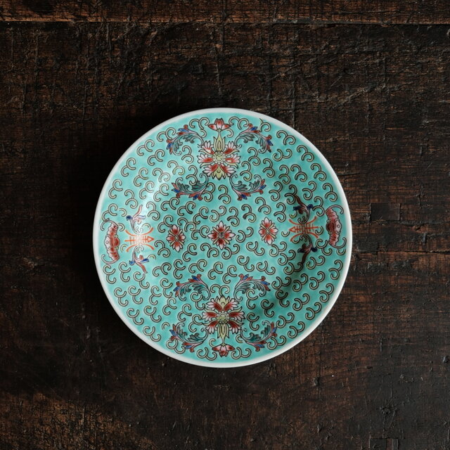 ビビットカラーで可愛い◆花唐草と漢字と蝙蝠。　中国景徳鎮　色絵五寸中皿　中華・台湾料理　チャイナレトロ