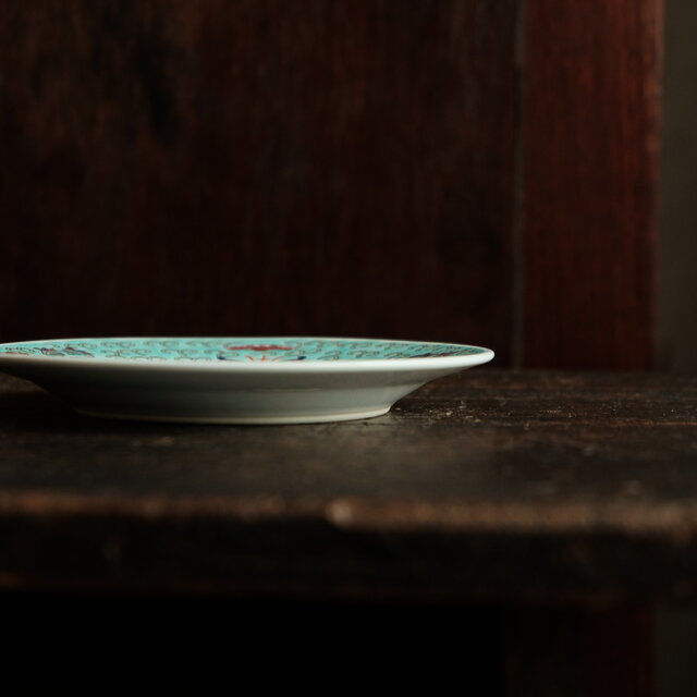 ビビットカラーで可愛い◇花唐草と漢字と蝙蝠。 中国景徳鎮 色絵五寸中