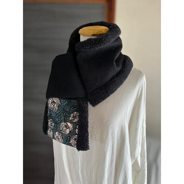 マフラータイプ】rosy・tambourine のネックウォーマー ミナペルホネン  