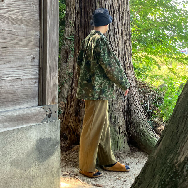 迷彩服 上下セット・自衛隊　ヴィンテージ Yahoo!オークション -「自衛隊 迷彩 上下」の落札相場・落札価格