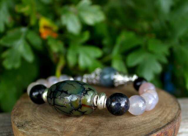 ドラゴンヴェインアゲート、アイオライト、オブシディアン、キャッツ