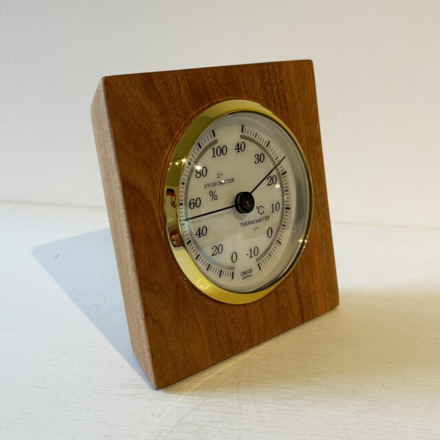 温湿度計／チェリー | iichi 日々の暮らしを心地よくするハンドメイド
