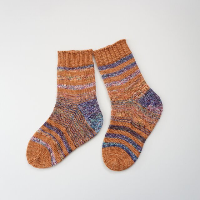 手編みの靴下　「秋の夕焼け」