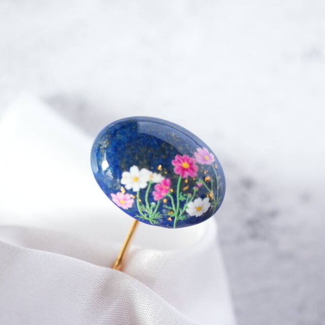 天然石ラピスラズリとコスモス、金沢箔のポニーフック 帯留め