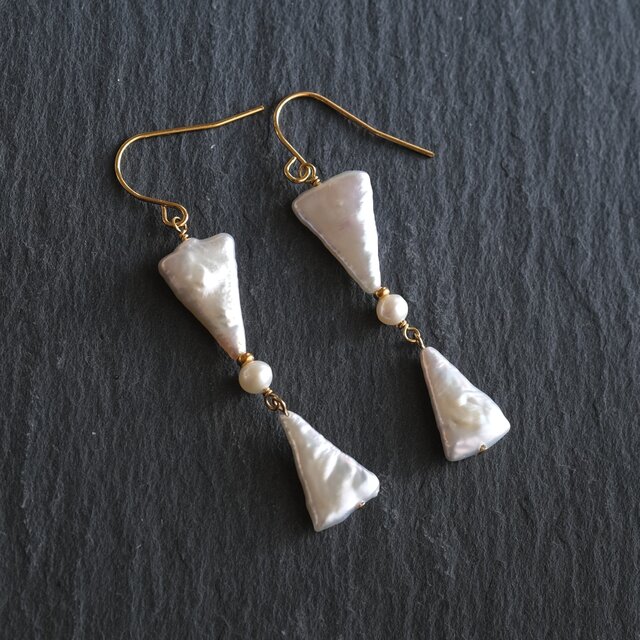 triangle pearl earring 淡水三角バロックパール ピアス・イヤリング