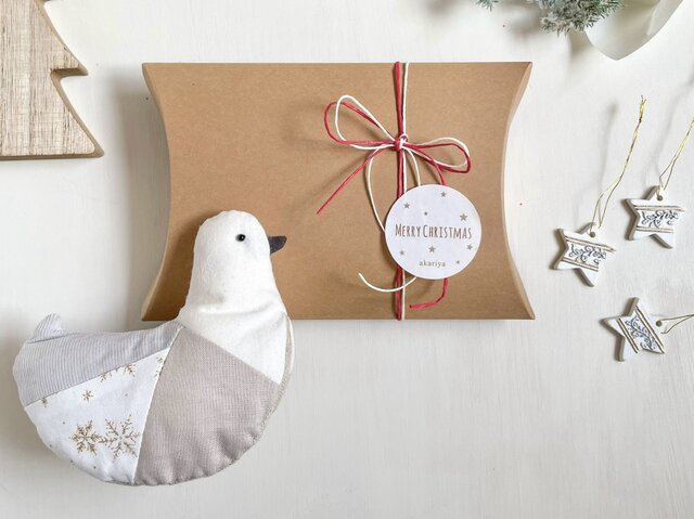 確認用　小鳥の鍋つかみ　ハンドメイド _works 左から ・小鳥の鍋つかみ🐤🐤🐤 ・小鳥の小物入れ🐤 ・小鳥の