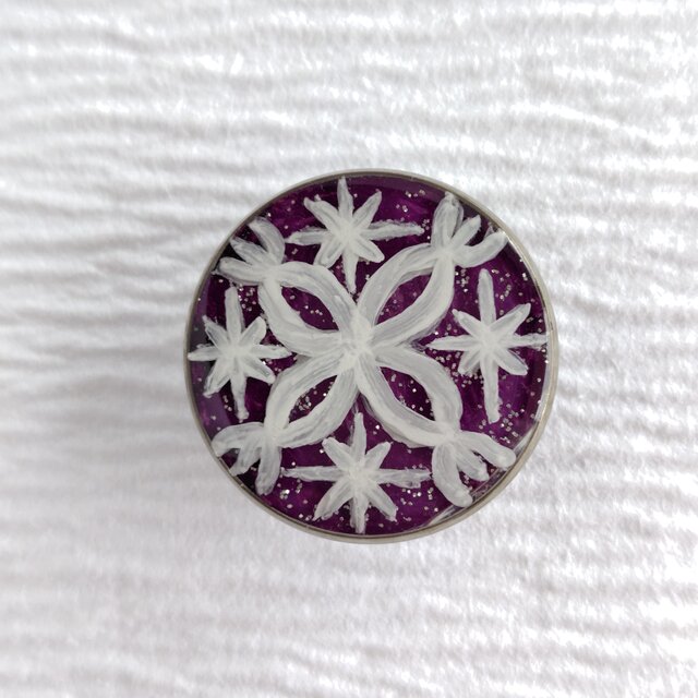 きらめき（パープル）＊手描きレジンの小ぶりな帯留め