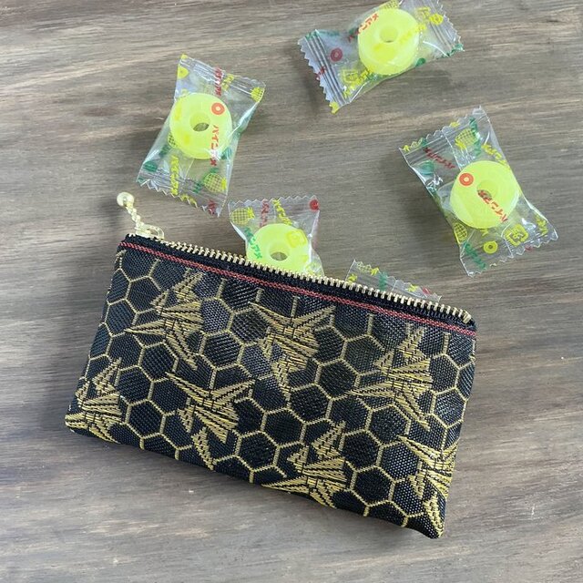 折り鶴】畳縁 ミニポーチ カードケース 小銭入れ 数珠入れ 黒 金 亀甲