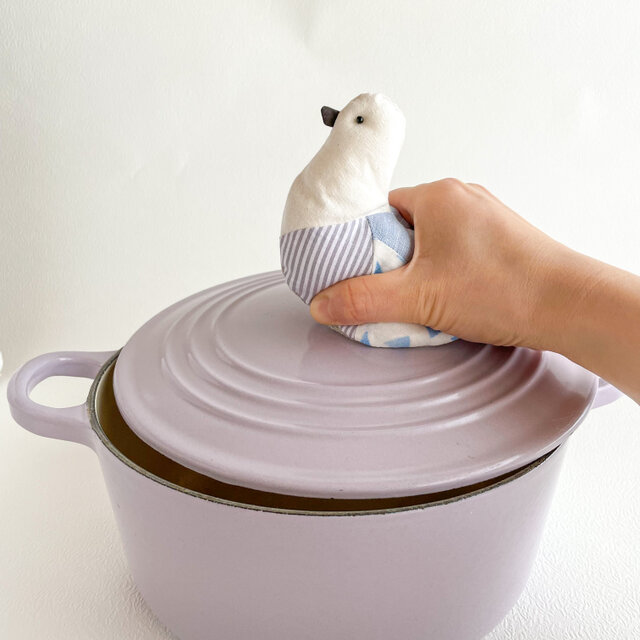 確認用　小鳥の鍋つかみ　ハンドメイド 小鳥の鍋つかみ ≪2個セット≫ とり柄（グリーン＆オレンジ） | iichi