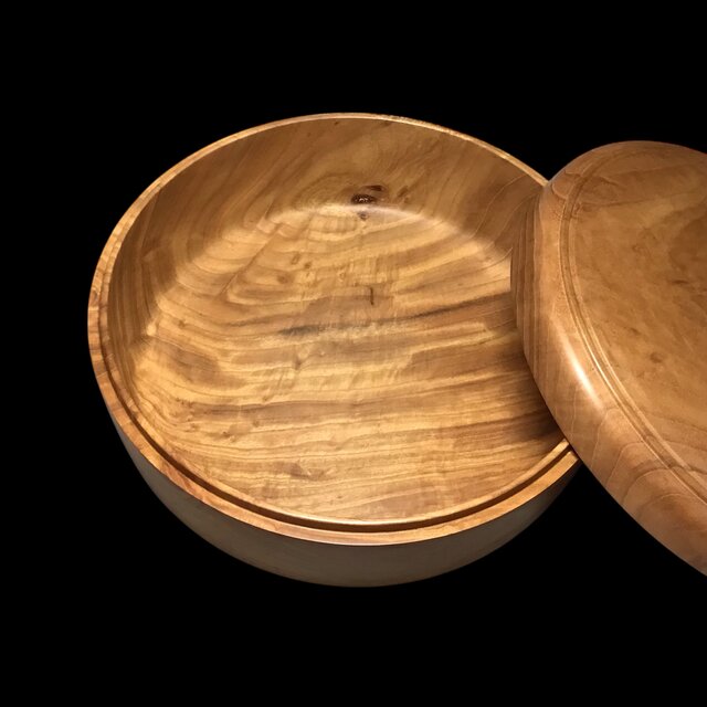 本欅 木地磨き造り 胴張蓋物 茶櫃 | iichi 日々の暮らしを心地よくする