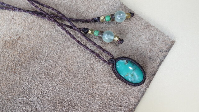 クリソプレーズシンプルマクラメネックレス | iichi 日々の暮らしを