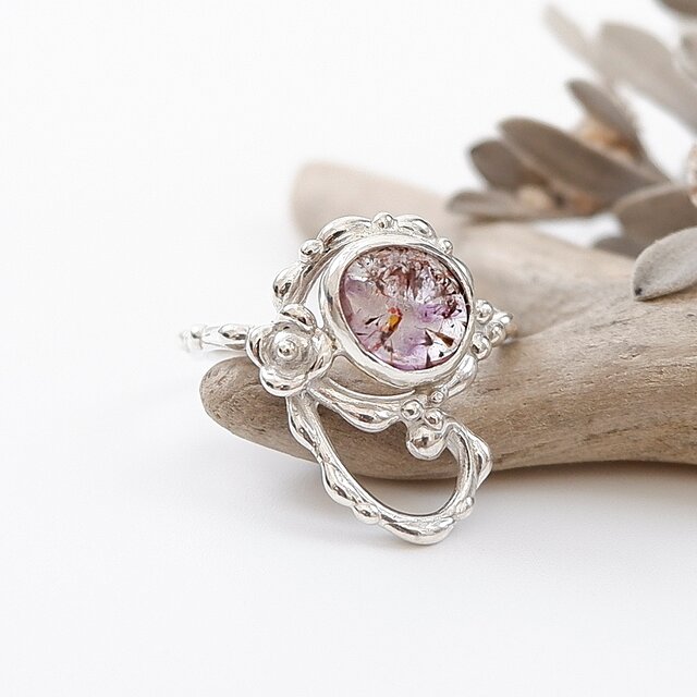 ～個性的な内包物～　インクルージョンクォーツの小花飾りリング　12号　天然石アクセサリー　一点物 macari