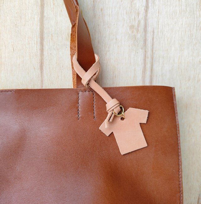 A4サイズのボーティーバッグ（レザートートバッグ/メンズ/レディース