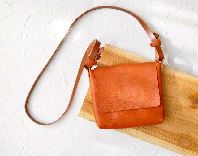 ポストマン 郵便 ショルダー バッグ 本革 新品 送料無料 茶色 ハンドメイド イタリアンレザー】ポストマンのメールバッグ(ショルダーバッグ/ミニ