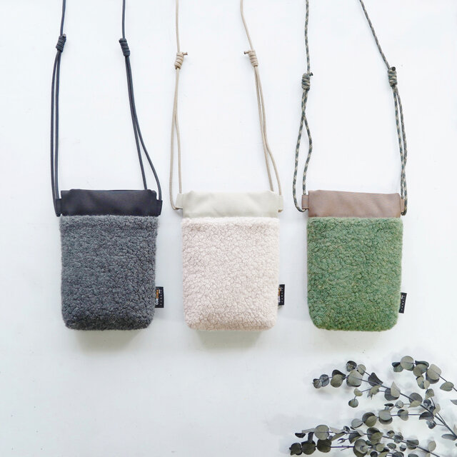 ウールボア×CORDURA®ナイロン｜軽量モコモコ　スマホショルダー/ポーチ