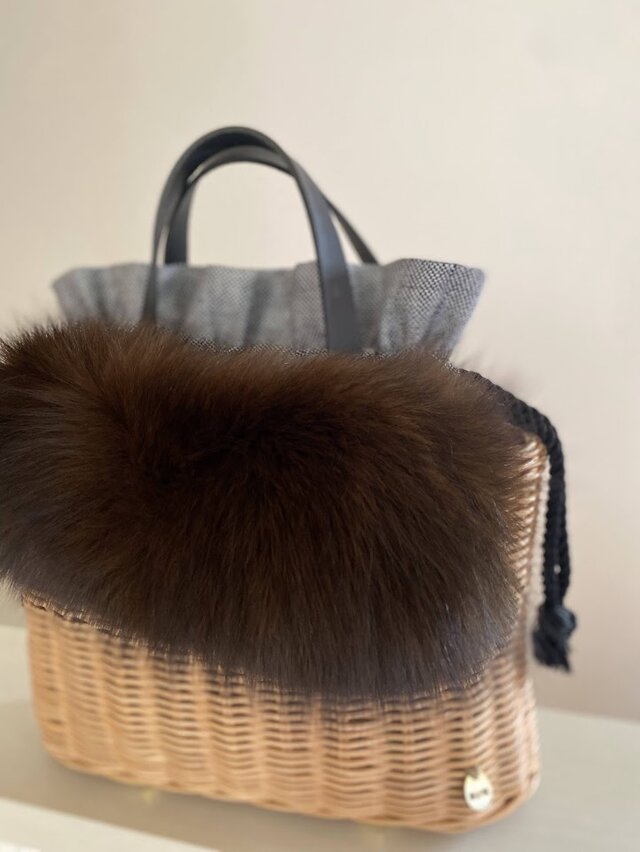 1点在庫あり】手編みの籐かごバッグ/Megg Bag panier/取り外せるファー