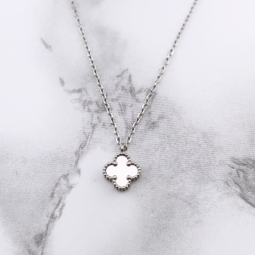 幸せのクローバーネックレス 9.5mm【高品質！送料無料！当日発送！】ネックレス