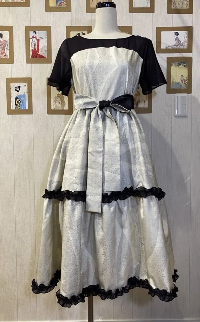 白大島紬と紗からワンピース