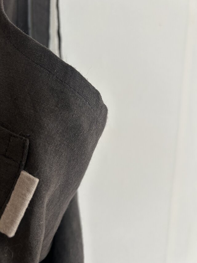 天日干しリネンエプロン 墨黒 long | iichi 日々の暮らしを心地よく