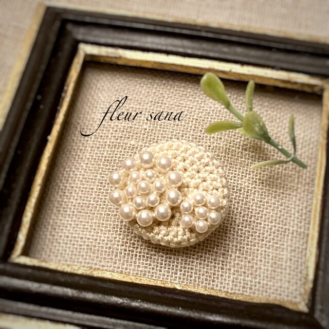 perle ancienne  シルキーパールとクロッシェのブローチ  ivory