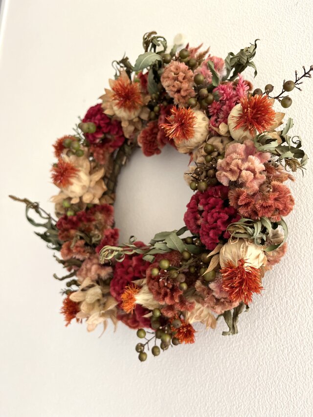 秋色ケイトウと紅花 | iichi 日々の暮らしを心地よくする