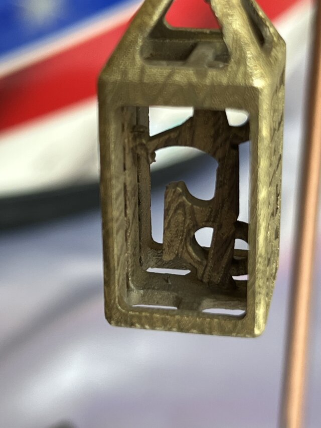 「バイクガレージ　大陸の記憶」オーダーメイドボトル型ネックレス バイクガレージ 街並の記憶」オーダーメイドボトル型ネックレス