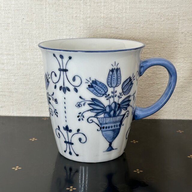 藍色の世界　マグカップ　花