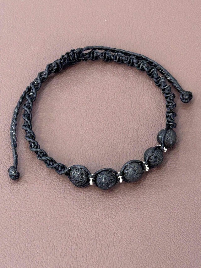 世界遺産　富士山溶岩ブレスレット　編み込み　ハンドメイド