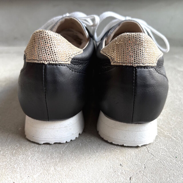 ハロウィン限定 カボチャ刺繍スニーカー｜ブラックレザー×ホワイト