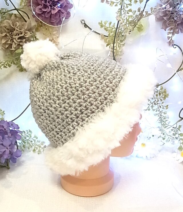キッズ ニット帽 帽子 ニットキャップ バケットハット　手編み ライトグレー