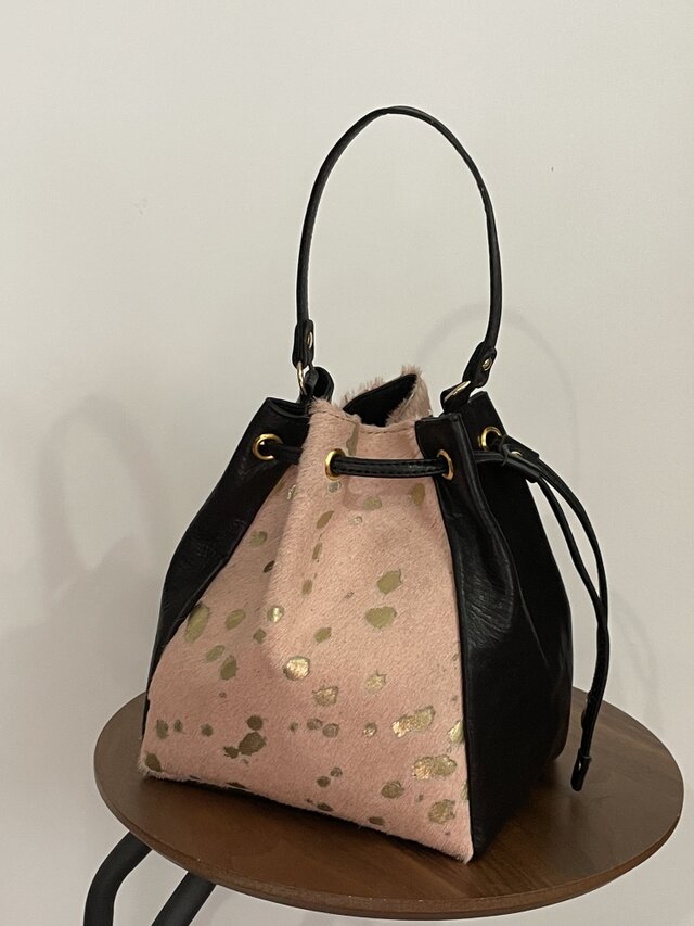 本革　ファー巾着ショルダーバッグ　ピンク