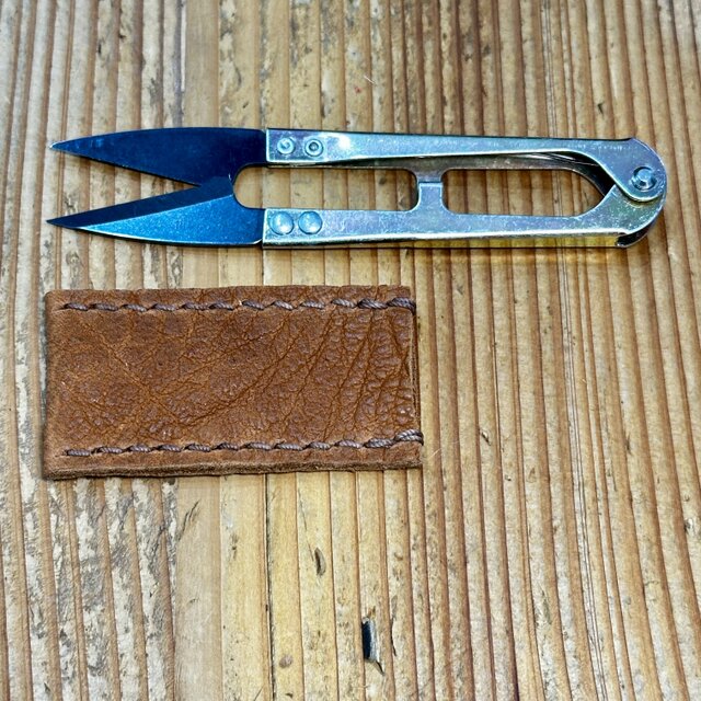 本革★糸切りばさみ　ばさみ　糸切バサミ　カバー　ケース★ハンドメイド