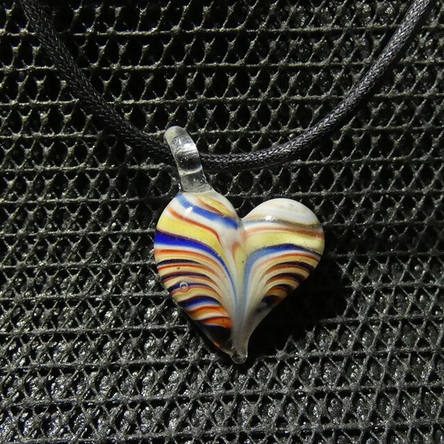 ハート　NO.3（ガラス、とんぼ玉、一点物、伝統工芸、ハート、ネックレス）