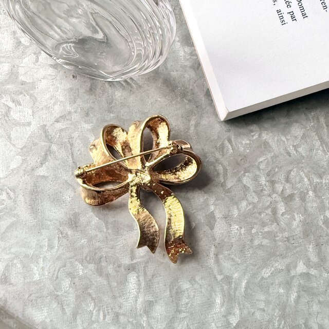 SCA56-【 AVON 】エイボン・ヴィンテージブローチ Gold Tone Faux