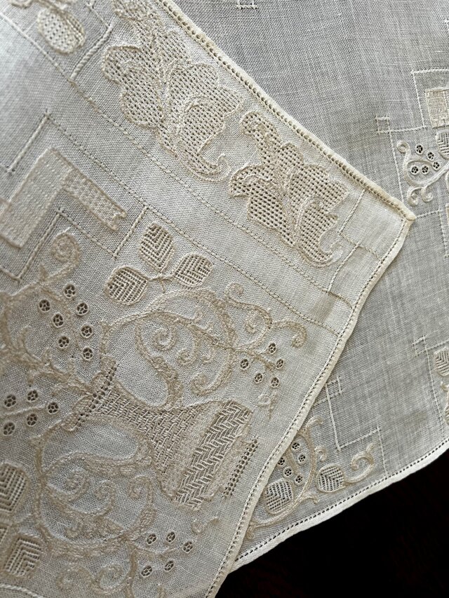 麻刺繍テーブルセンター、オリエンタル | iichi 日々の暮らしを