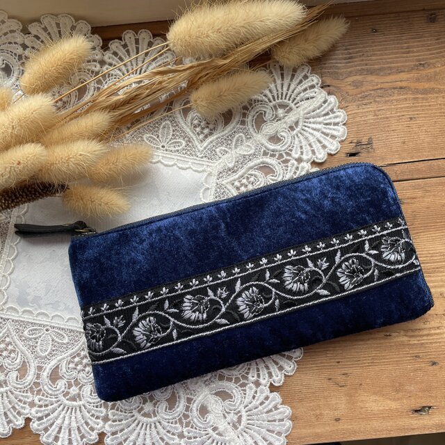 インド刺繍リボンL字ファスナー長財布(ネイビー系ベロア)