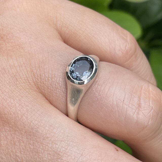 ブルー スピネル 1.59ct OVカット 印台 シルバーSV925リング | iichi