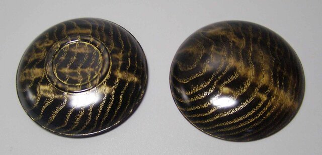 タモ斑杢材　黒漆染め　木目沈金　ミニ食蘢工芸会正会員の手作りの作品 タモ斑杢材 黒漆染め 木目沈金 ミニ食蘢工芸会正会員の手作りの