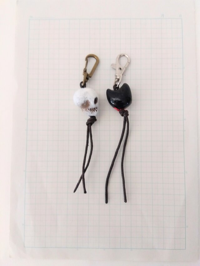 Xmas価格♪サンタ黒ねこさん ヘアゴム キーホルダーなどに Amazon.co.jp: 猫キーホルダー ぬいぐるみ 黒猫 ギフト かわいい