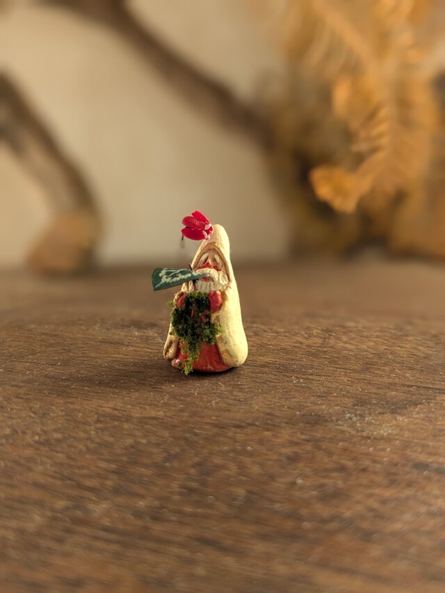 小さな小さなサンタクロース　35（シクラメン）