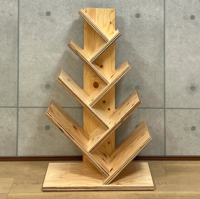 ブックスタンド ラーチ合板 | iichi 日々の暮らしを心地よくする