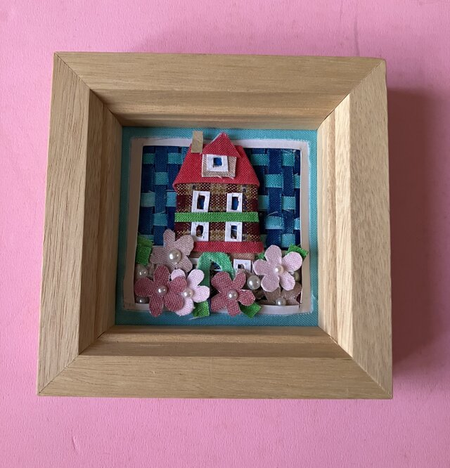 Little House ③ (とんがり屋根の家)