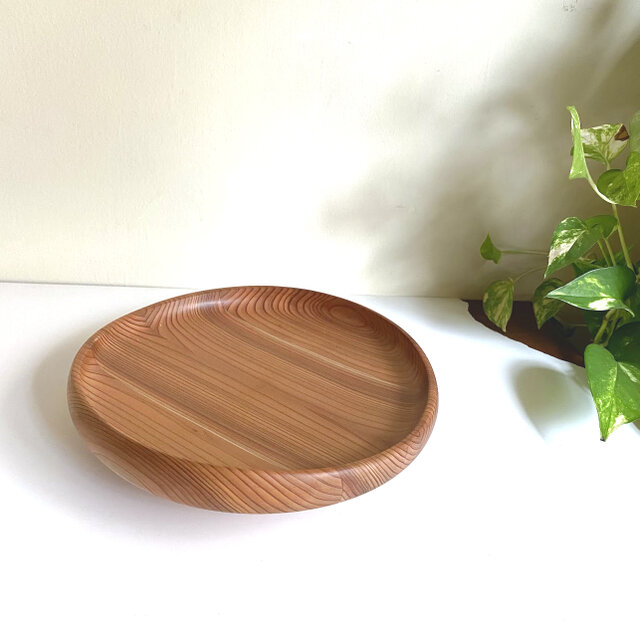 スギのプレート　Φ22cm　木目の美しい杉のうつわ