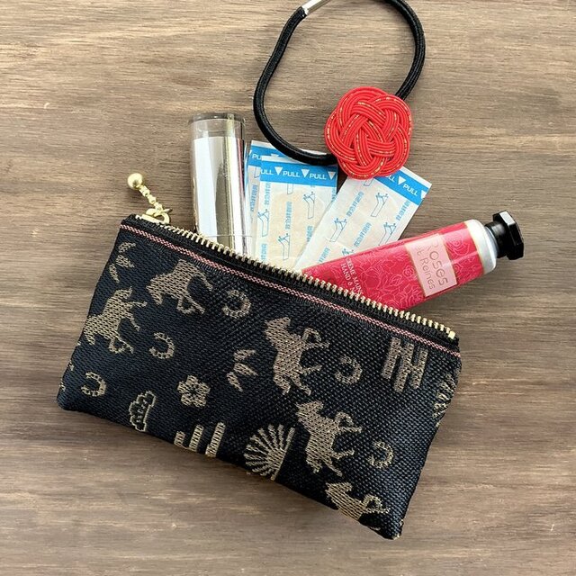 【おめでた柄】畳縁　ぺたんこ　ミニポーチ　カードケース　小銭入れ　数珠入れ　馬　アハルテケ　黒　金　縁起物　エ霞　松竹梅