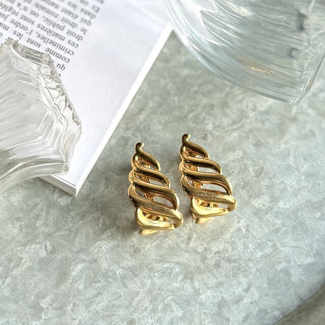 YN43-【 Napier 】ネイピア・ヴィンテージイヤリング  Goldtone Polished Thick Hoop